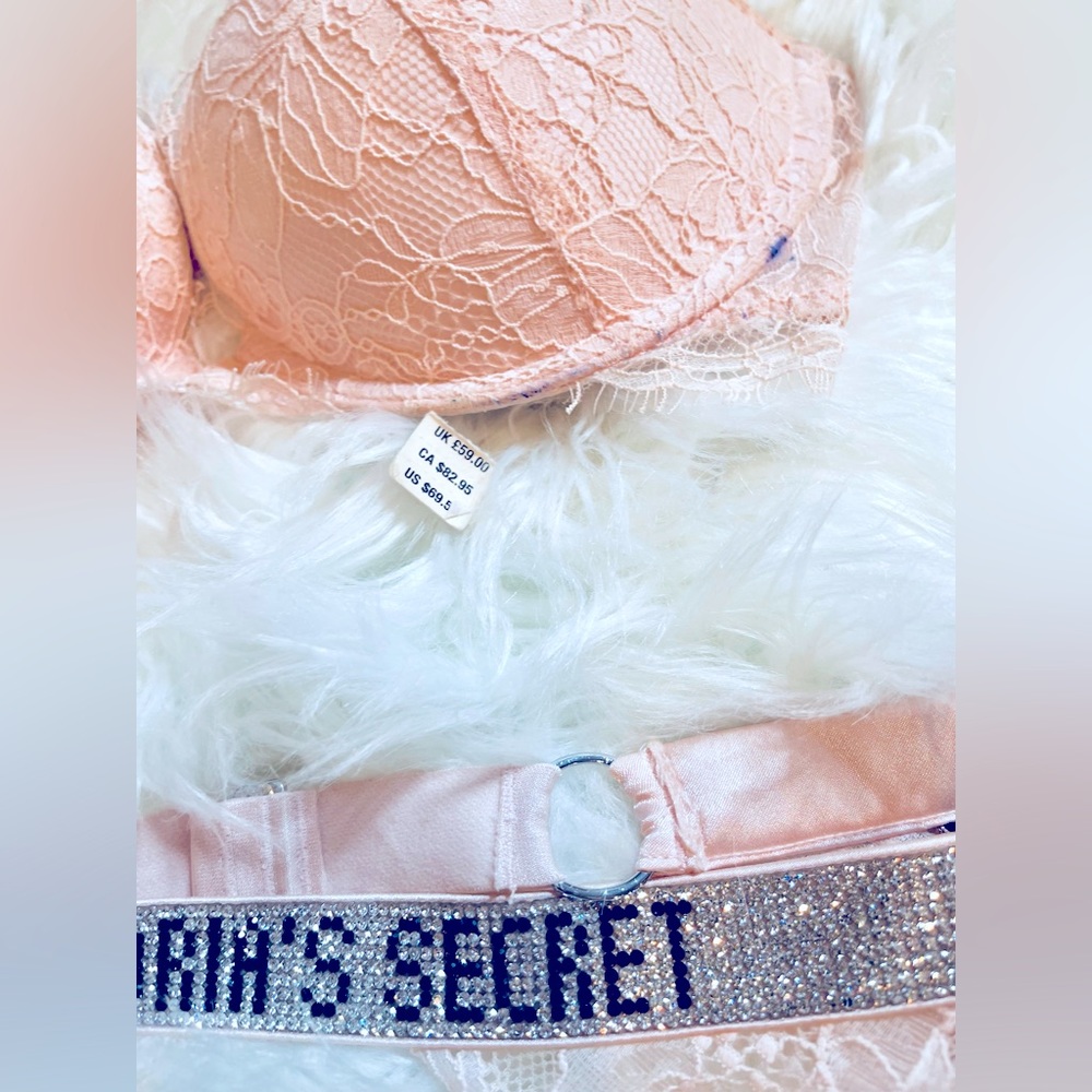 VERY SEXY VICTORIA SECRET BRA / LACE GARTER BELT (SET) 🔥✨